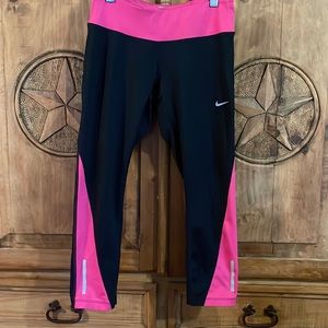 Nike Drifit activewear leggings size Small